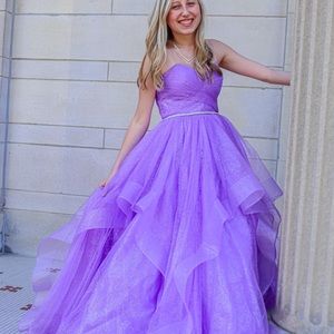 Madison James 20-300 Prom Dress